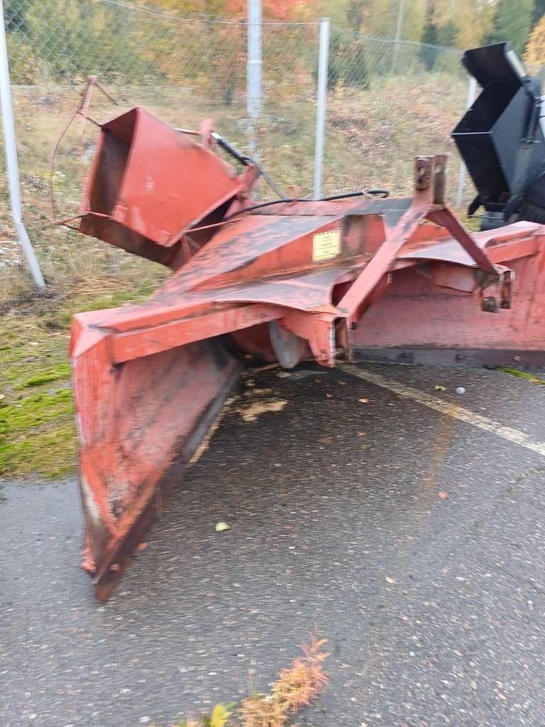 Leppä Leppä 250 Spazzaneve