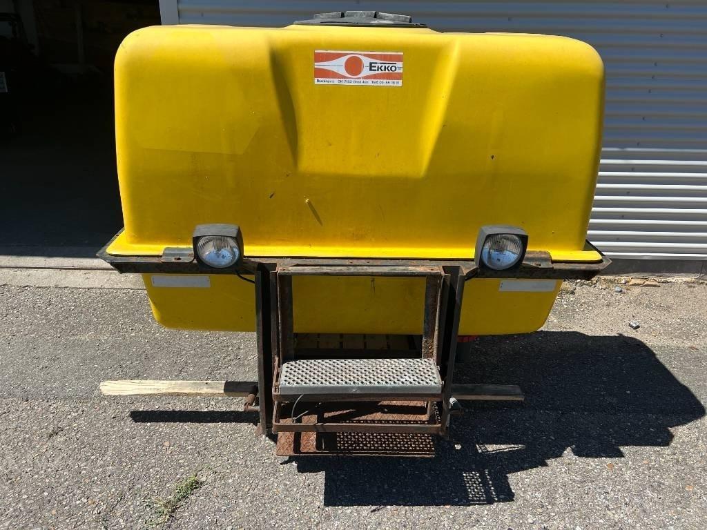 Ekko Front Tank Irroratori montati