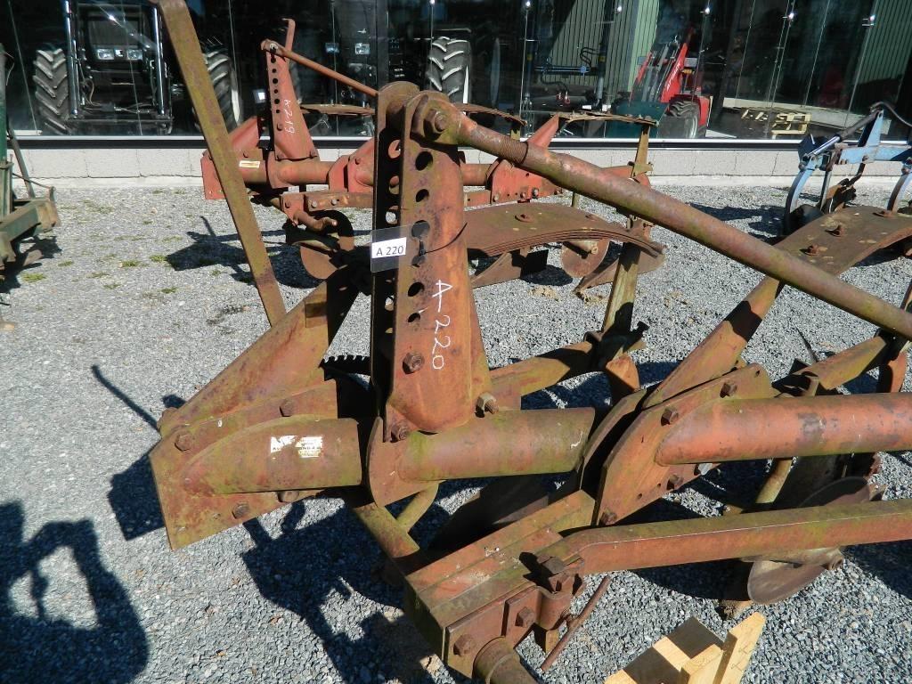 Kverneland 3k Parastie arkli