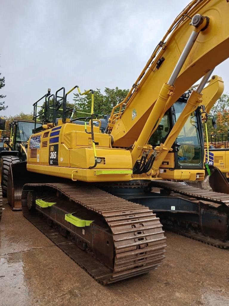 Komatsu HB 365 LC-3 Hybrid Crawler excavators
