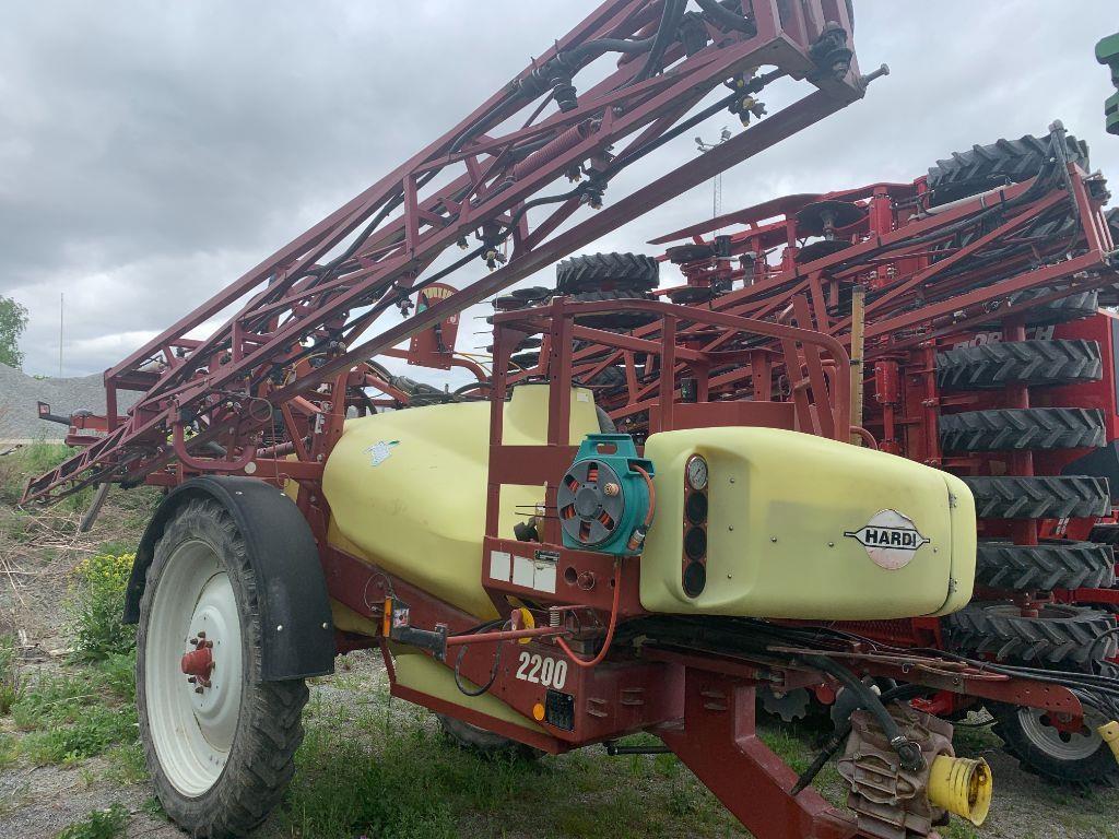 Hardi Commander 2200 Plus 24 m Irroratrici trainate