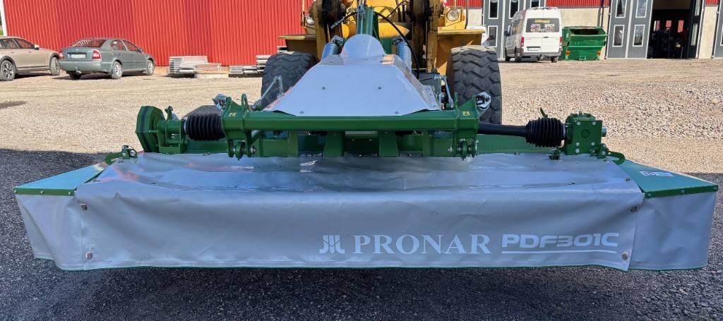 Pronar PDF301C Slåtterkross frontburen 3m - Demokörd Slåttermaskiner