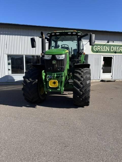 John Deere 6215 R AutoPower Traktorer