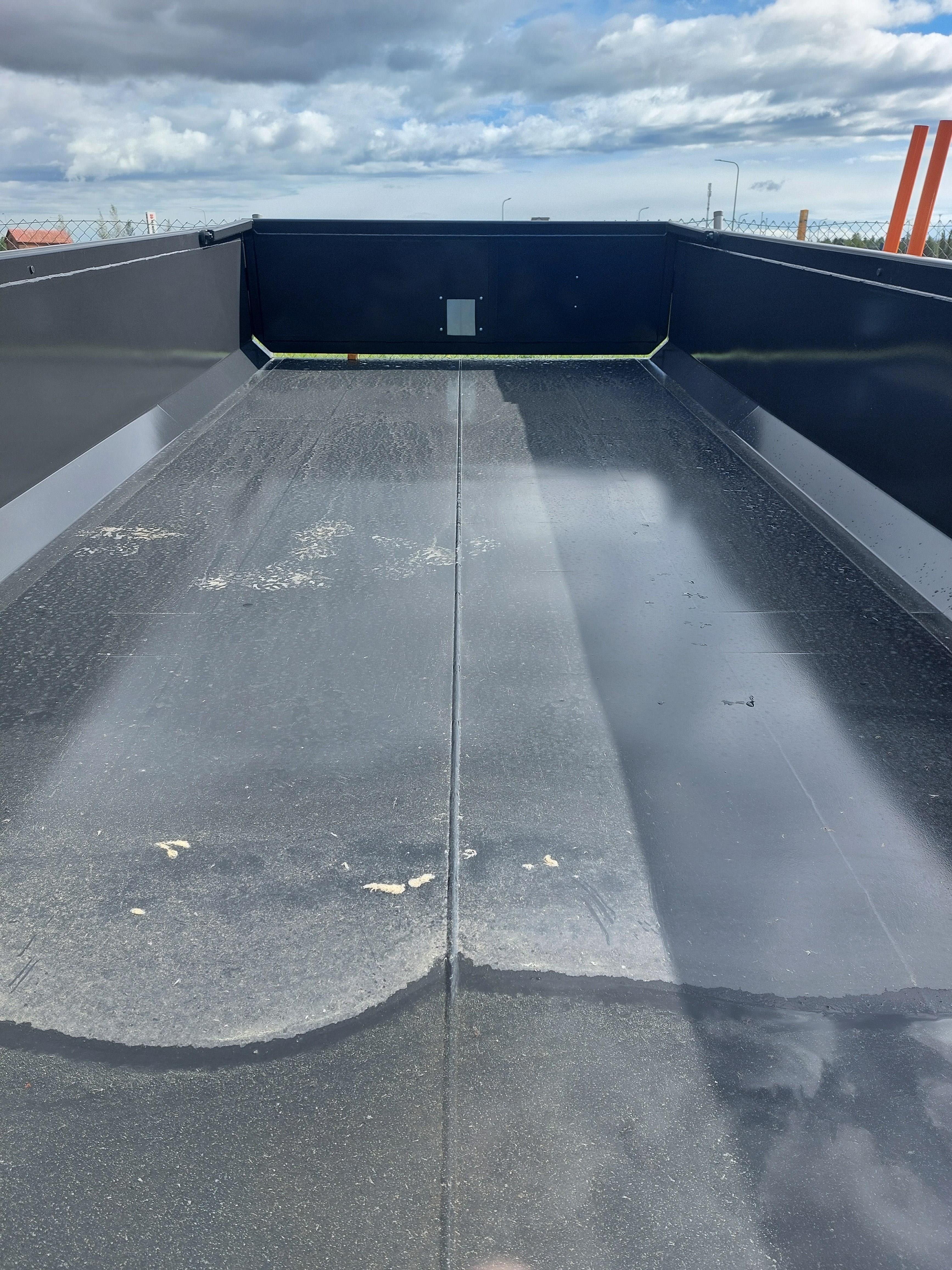 Multiva TRM 16 Remolques volquete