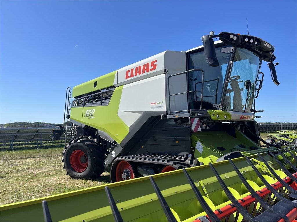 CLAAS Lexion 8700TT Mietitrebbiatrici