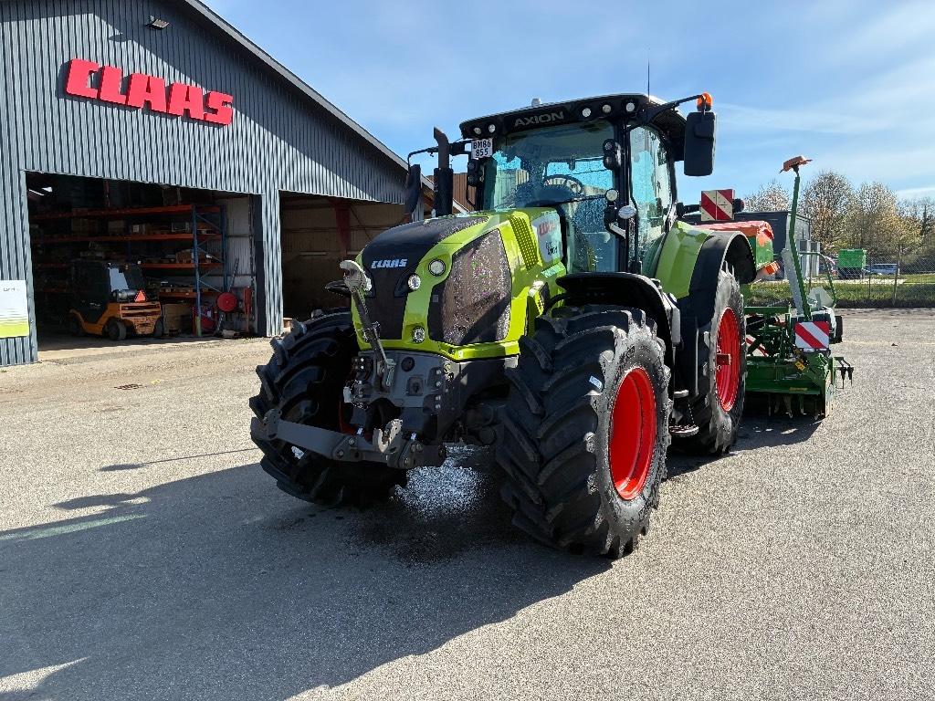 CLAAS Axion 870 Cmatic Tractors