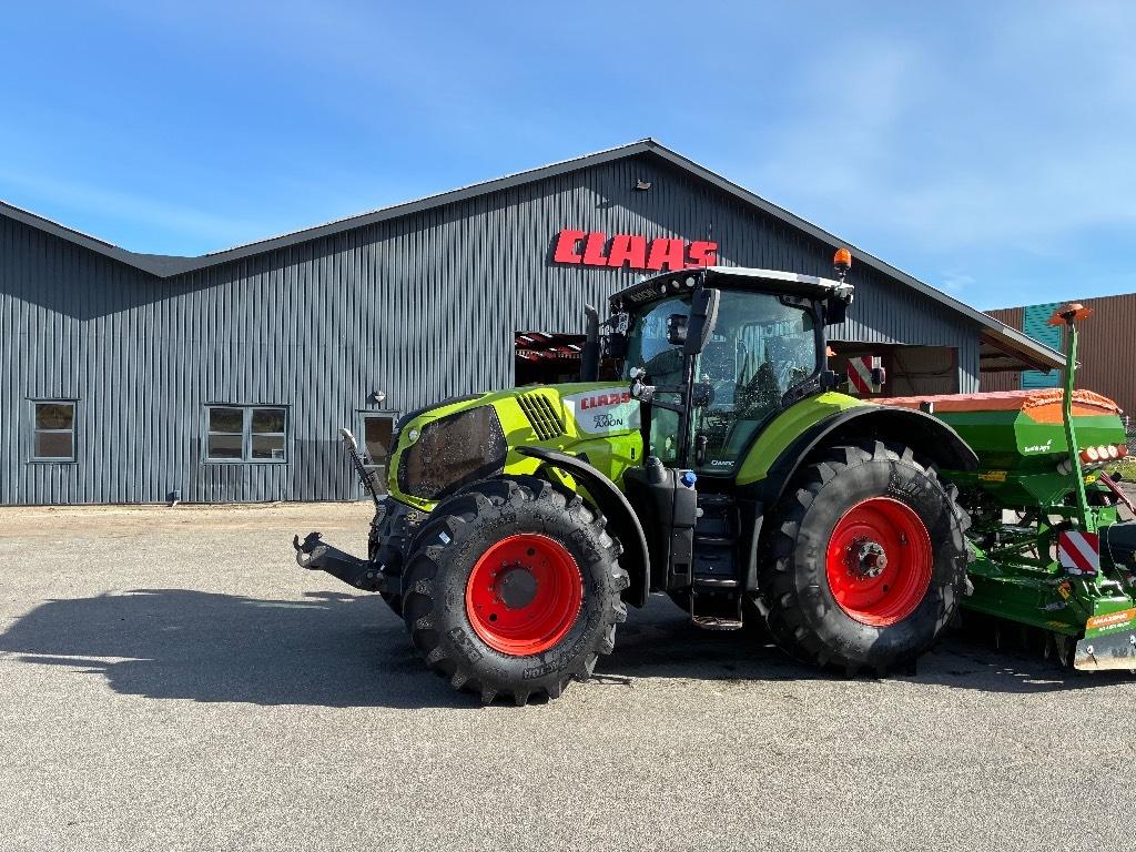 CLAAS Axion 870 Cmatic Tractors