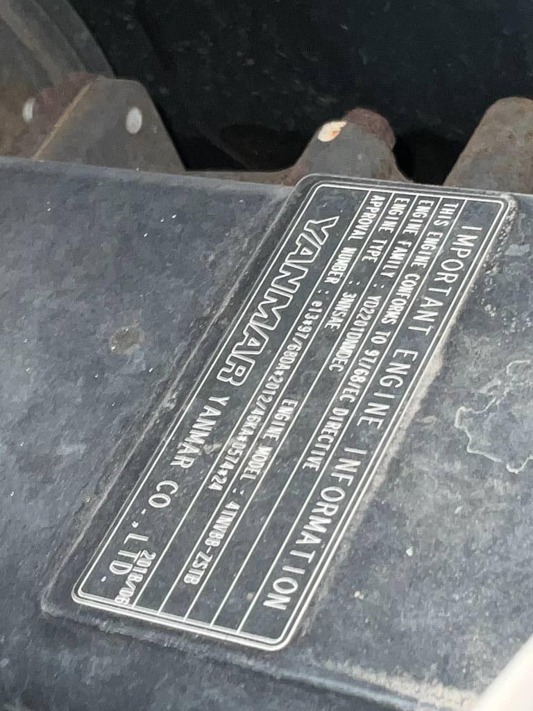 Takeuchi TB 240 Miniescavatori