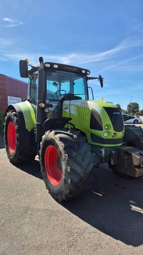 CLAAS Arion 640 Traktorer