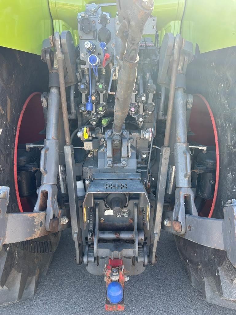CLAAS Axion 950 Cmatic Trattori