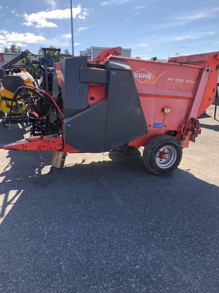 Kuhn 3560 Trinciatrici, tagliatrici e srotolatrici per balle