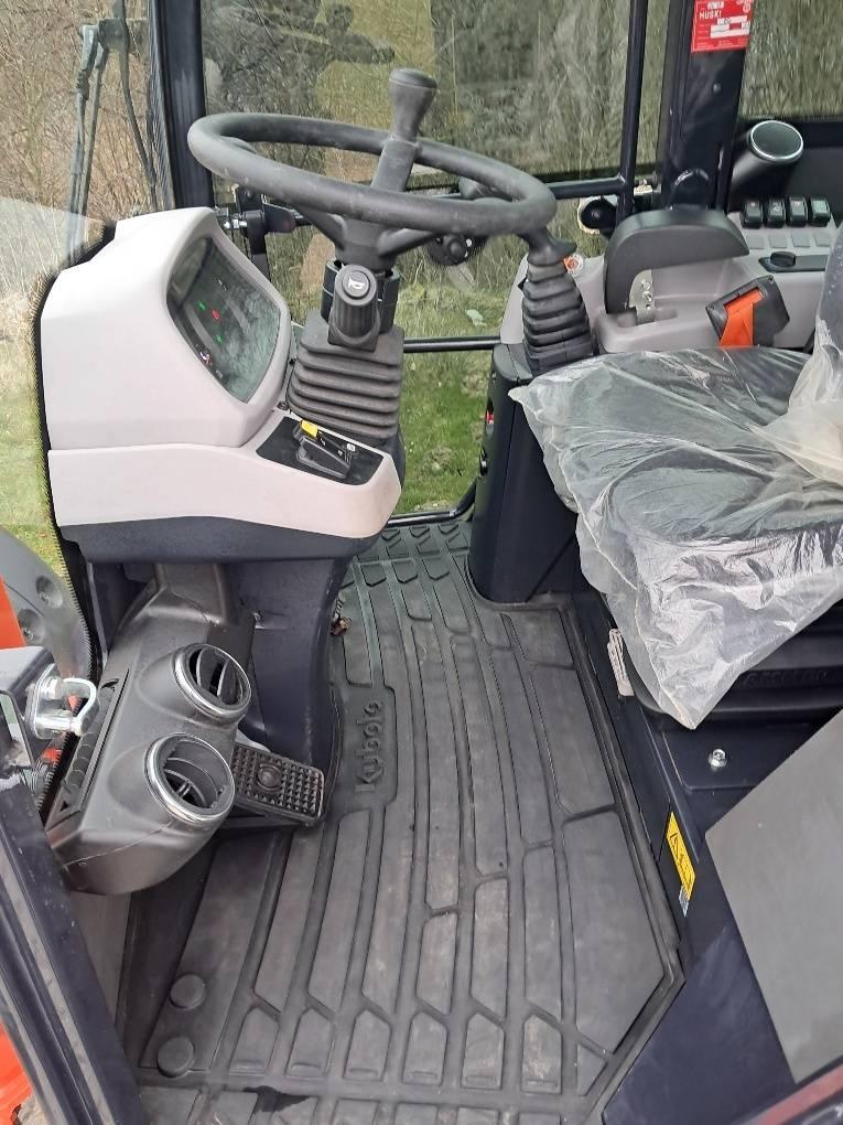 Kubota R 090 Minilæsser - knækstyret