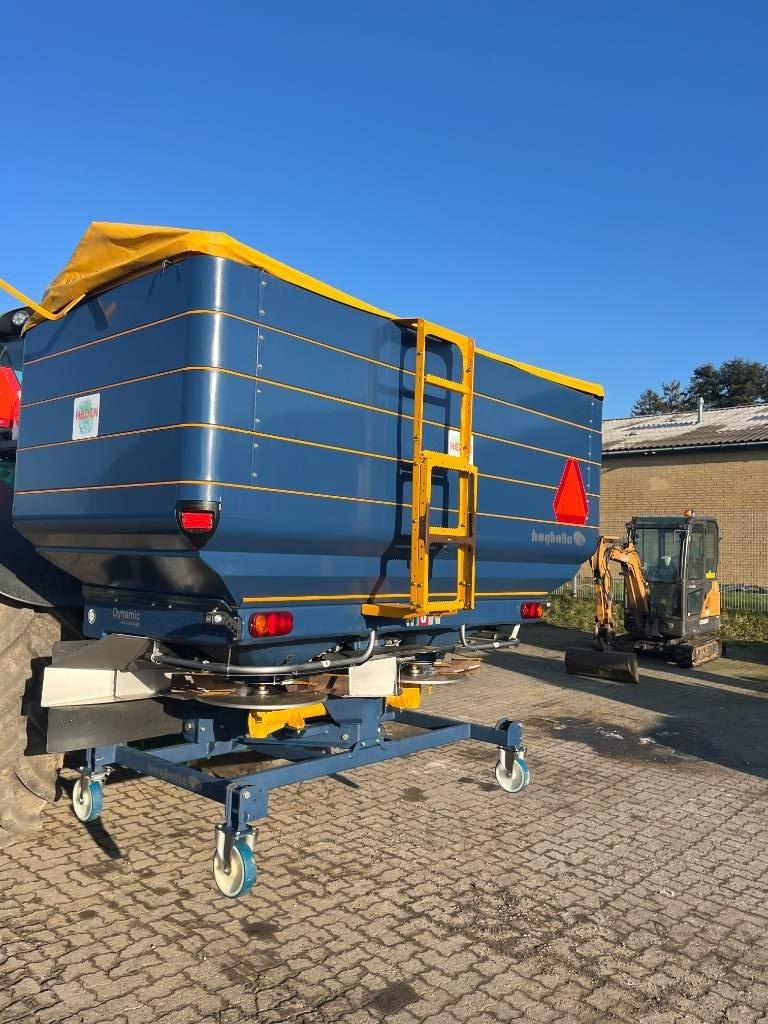 Bogballe M6W Manure spreaders