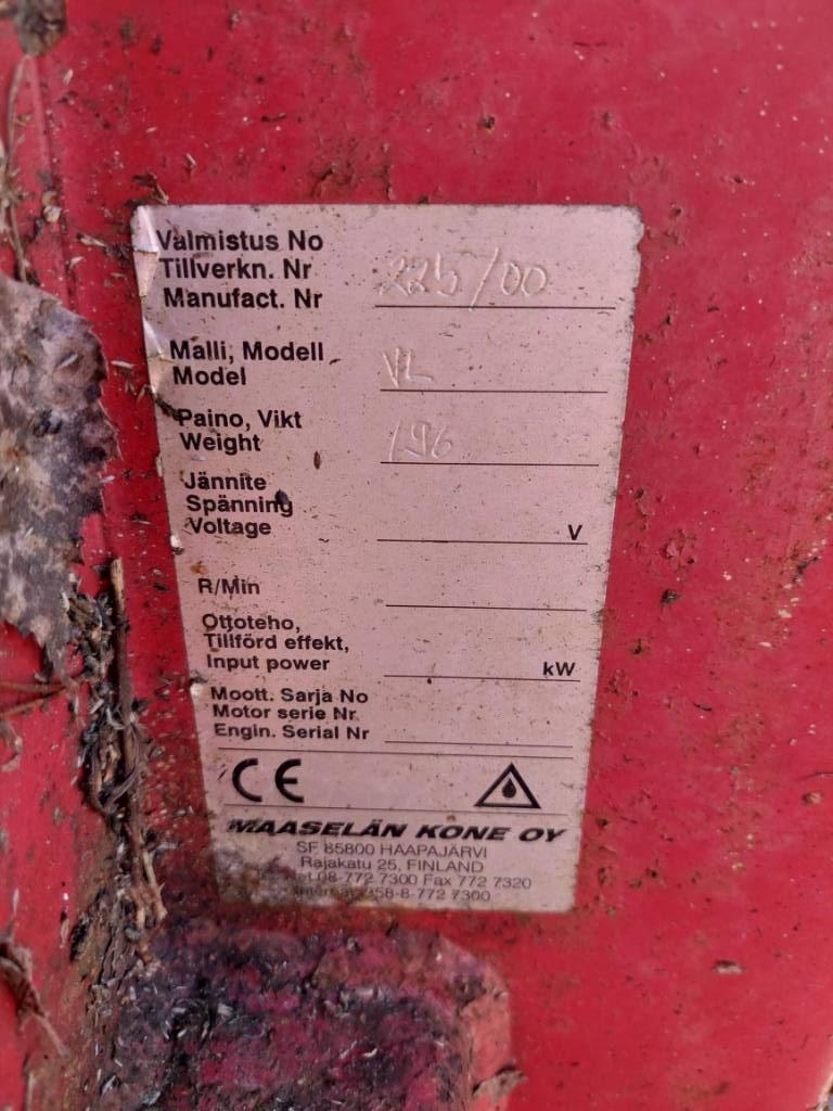 Varmo Paalileikkuri Trinciatrici, tagliatrici e srotolatrici per balle