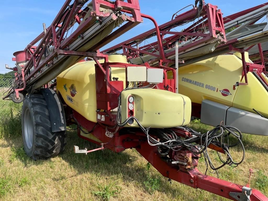 Hardi Commander 4200 Twin Irroratrici trainate