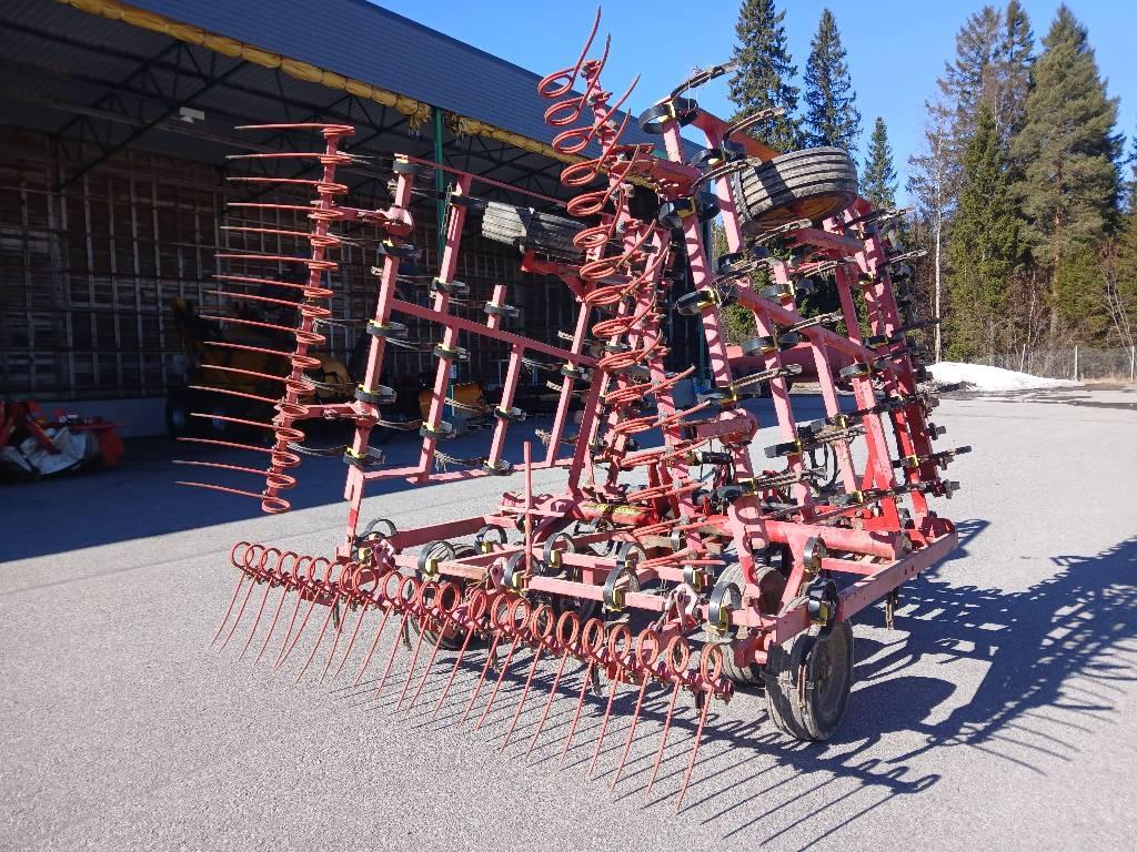 Väderstad NZ600 Harrows