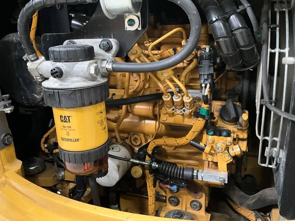 CAT 303 CR Mini excavators < 7t (Mini diggers)