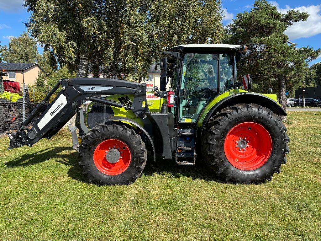 CLAAS Arion 650 CIS Tractors