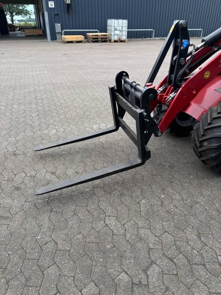 JST Pallegafler Schäffer beslag Schäffer beslag 100x10 Altri macchinari per caricamento e scavo