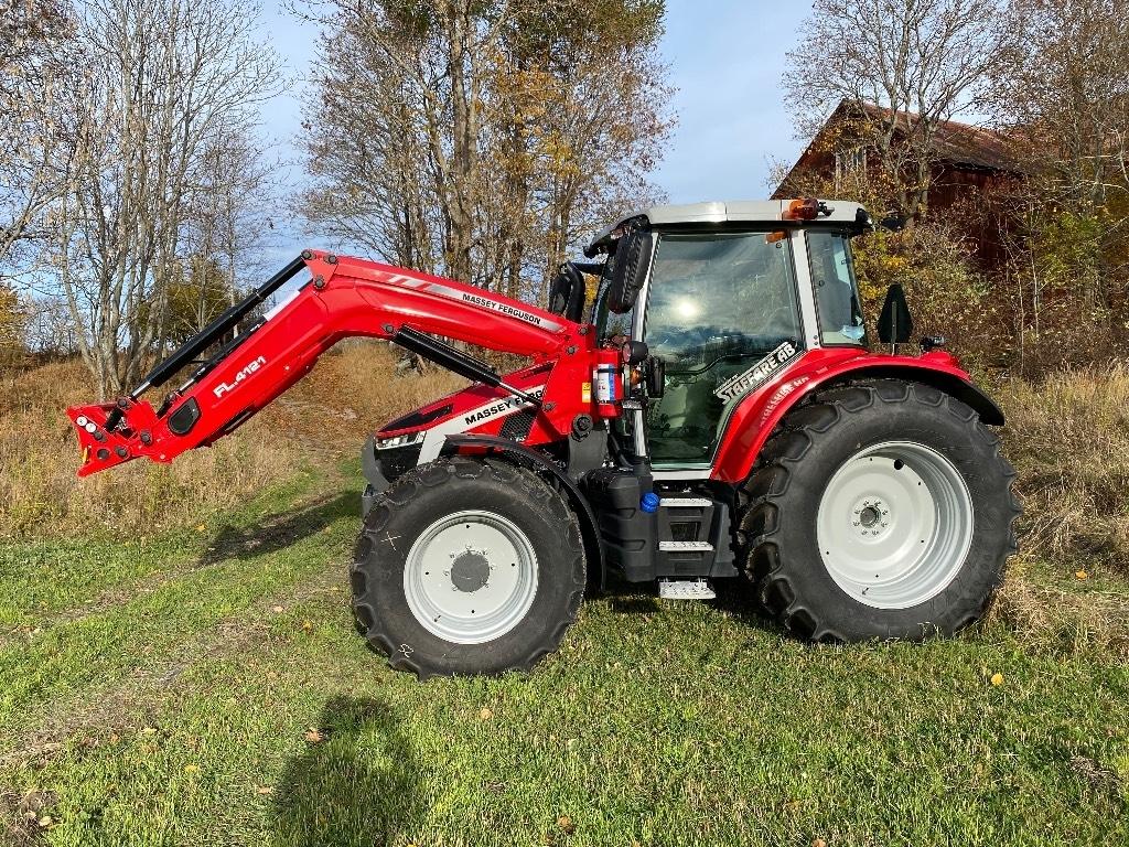 Massey Ferguson 5s145 EF Dyna 6 Traktorer