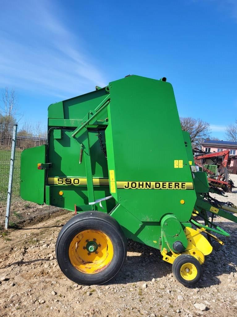John Deere 590 Ritinių presai