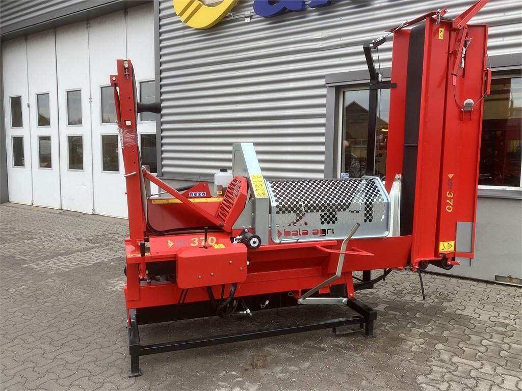 Bala Agri 370TR Vedklyvar och vedkapar