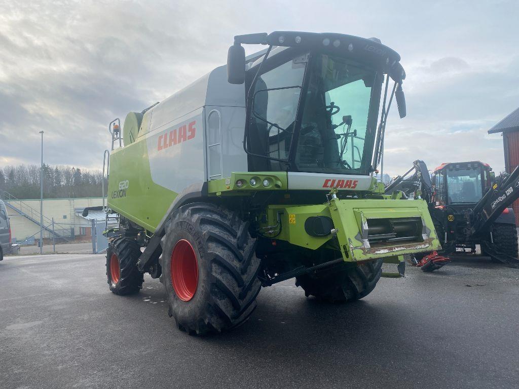 CLAAS Lexion 620 Combine harvesters