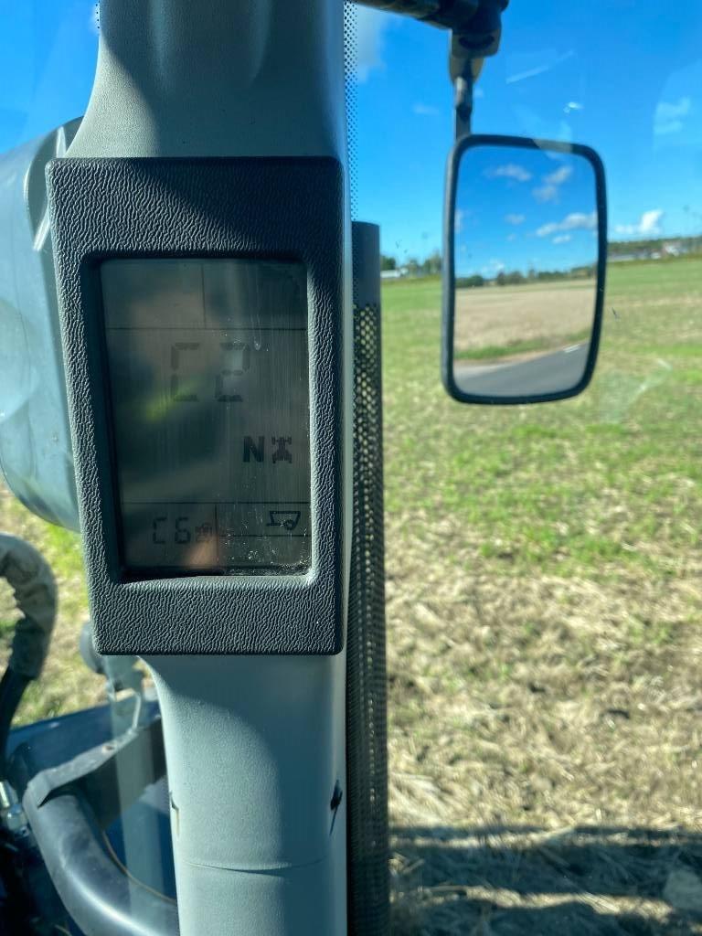 CLAAS Arion 620 Tractors