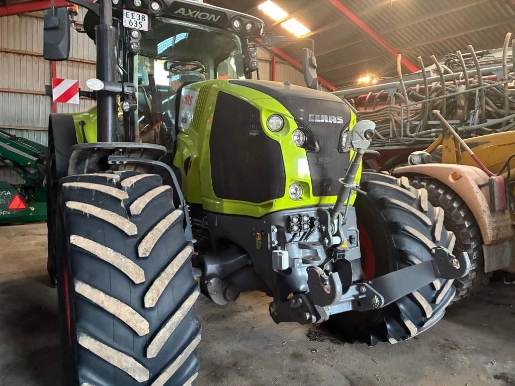 CLAAS AXION 830 CMATIC Traktoren