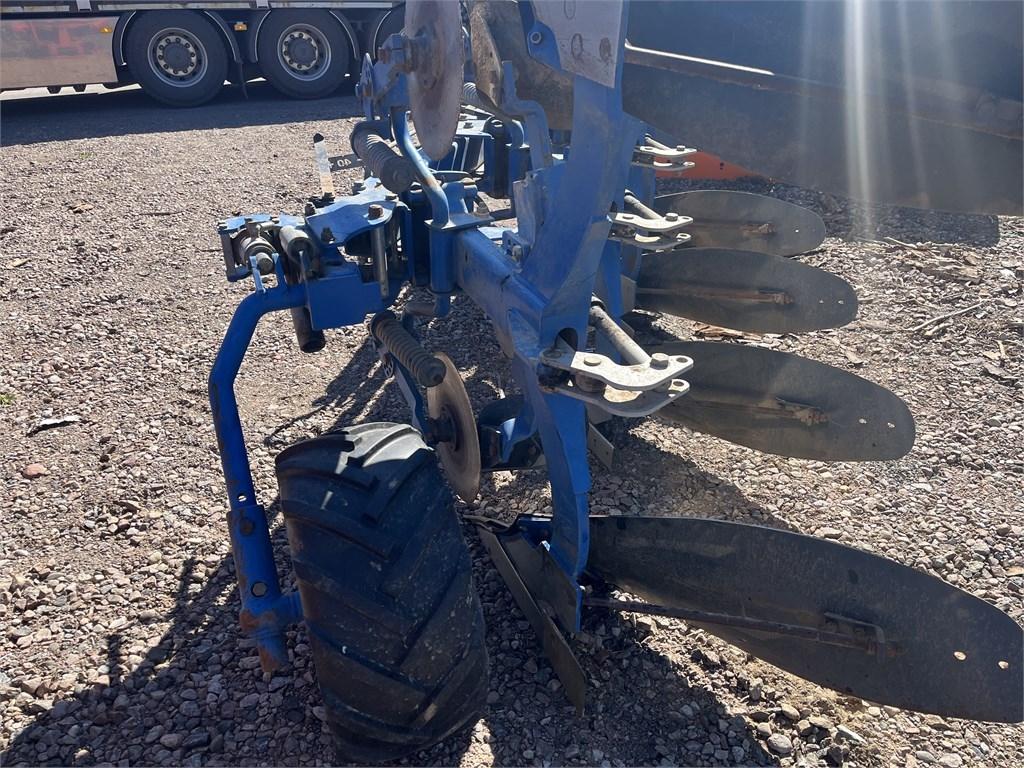 Överum CX4975H Reversible ploughs
