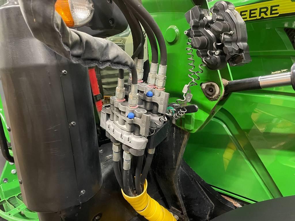 John Deere 6130 R  Premium Edition Tractors