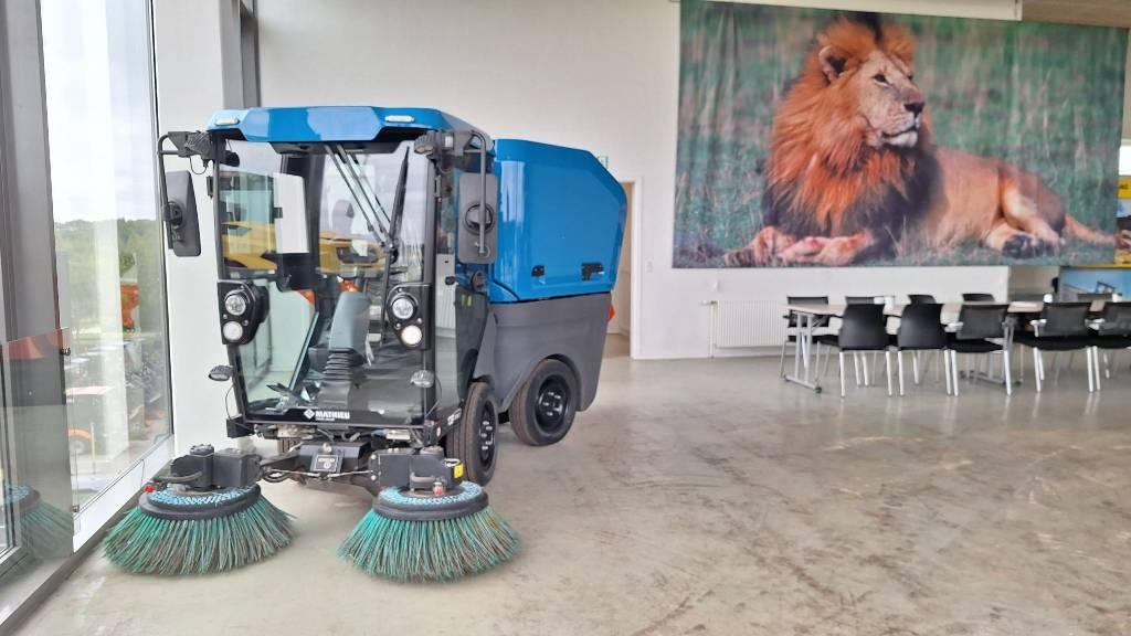 Mathieu MC110 Fejemaskiner