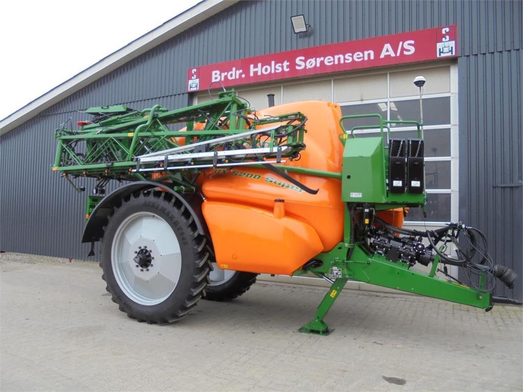 Amazone UX5200 Trailersprøjter