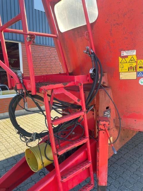 Trioliet 2400 L Fuldfodervogne