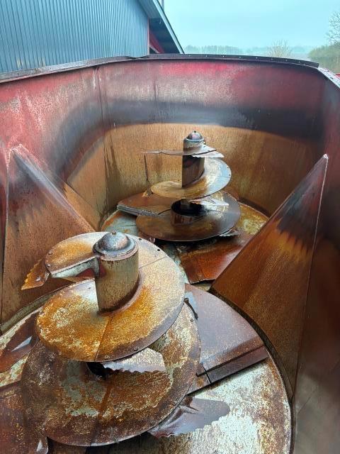 Trioliet SOLOMIX 2 2400L VLH Fuldfodervogne