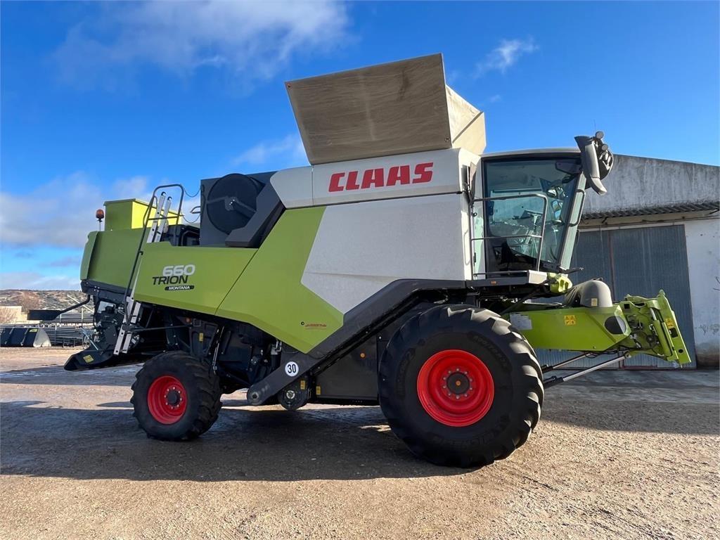 CLAAS TRION 660 Cosechadoras combinadas