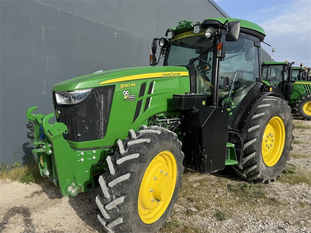 John Deere 5130ML Tractores
