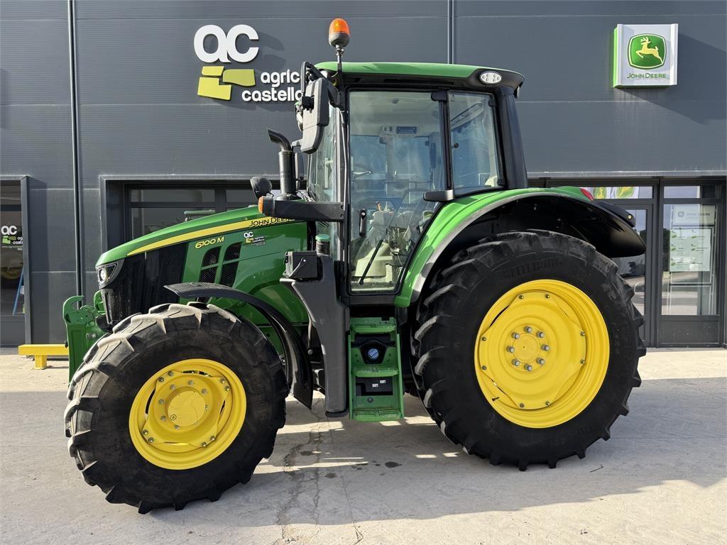 John Deere 6100M Tractores