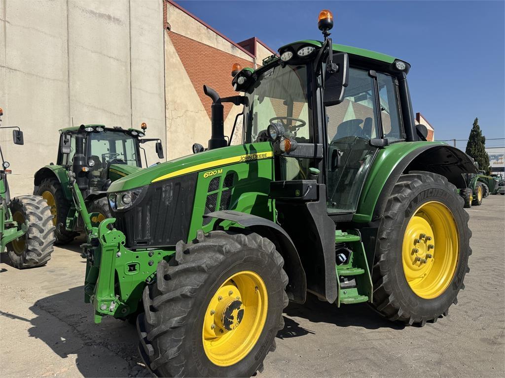 John Deere 6120M Tractores