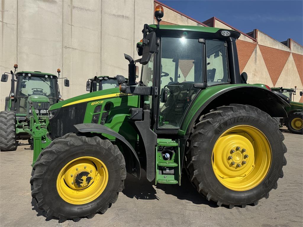 John Deere 6120M Tractores