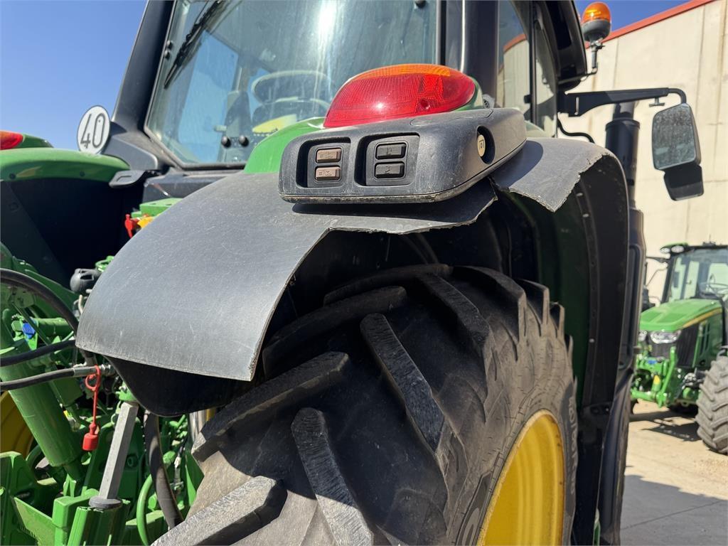 John Deere 6120M Tractores