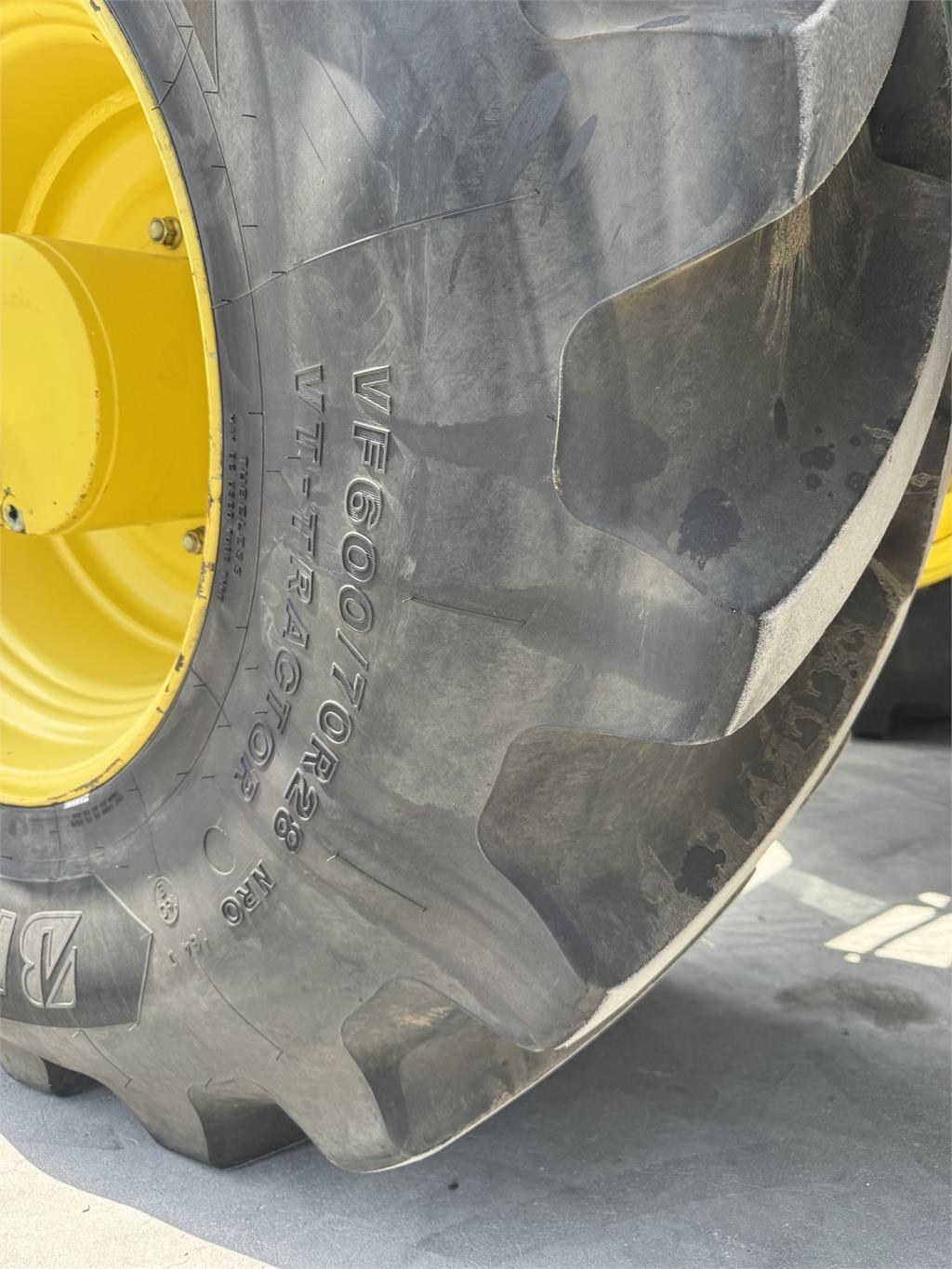 John Deere 6210R Tractores