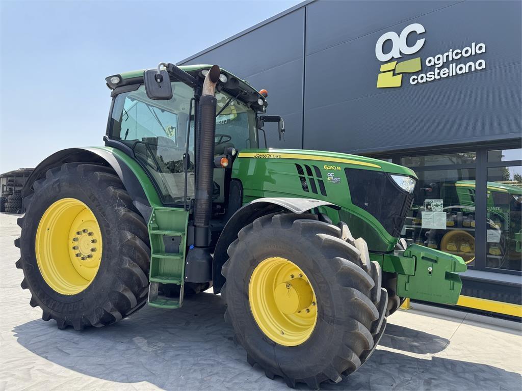 John Deere 6210R Tractores