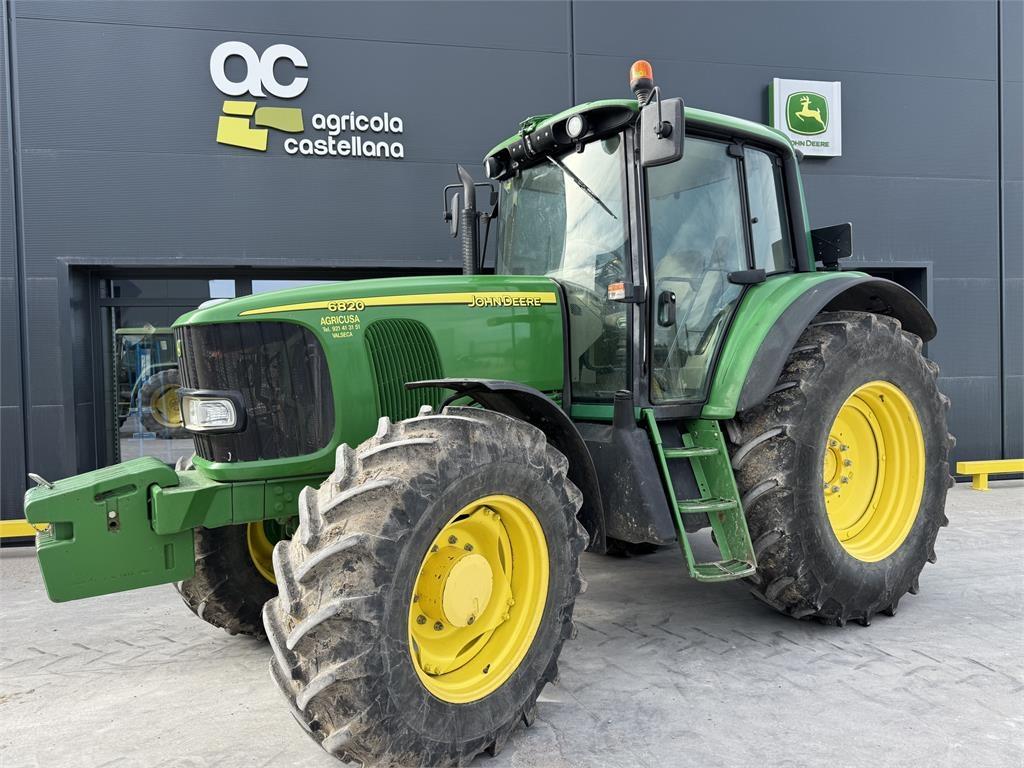 John Deere 6820 Tractores