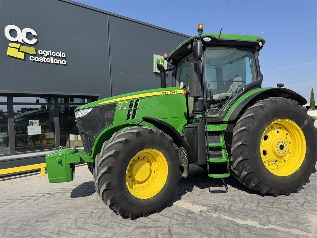 John Deere 7215R Tractores