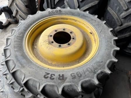 John Deere MITAS Neumáticos, ruedas y llantas