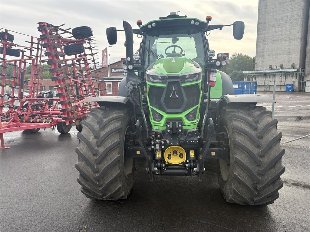 Deutz 6215+F+P+LASTARFÖRBEREDD Tractors