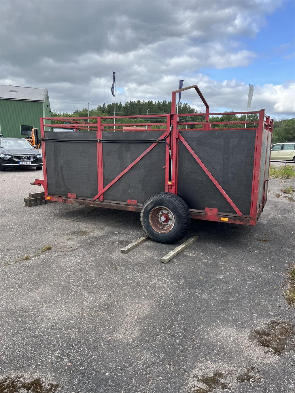  DJURVAGN 4M HÖJ/SÄNKBAR Övriga vagnar