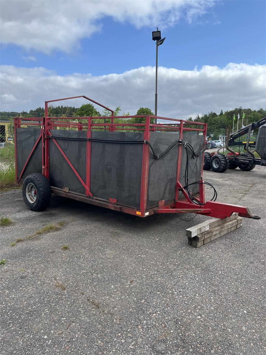  DJURVAGN 4M HÖJ/SÄNKBAR Övriga vagnar