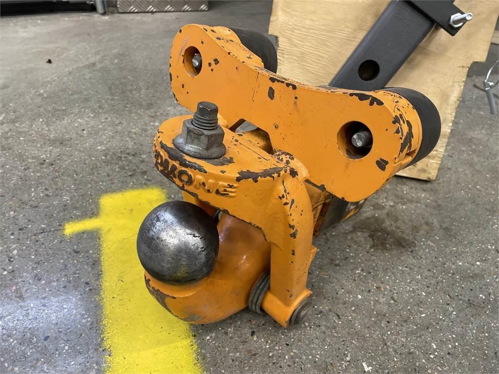  DROMOME 80 KULDRAG FENDT 700/900 Other tractor accessories